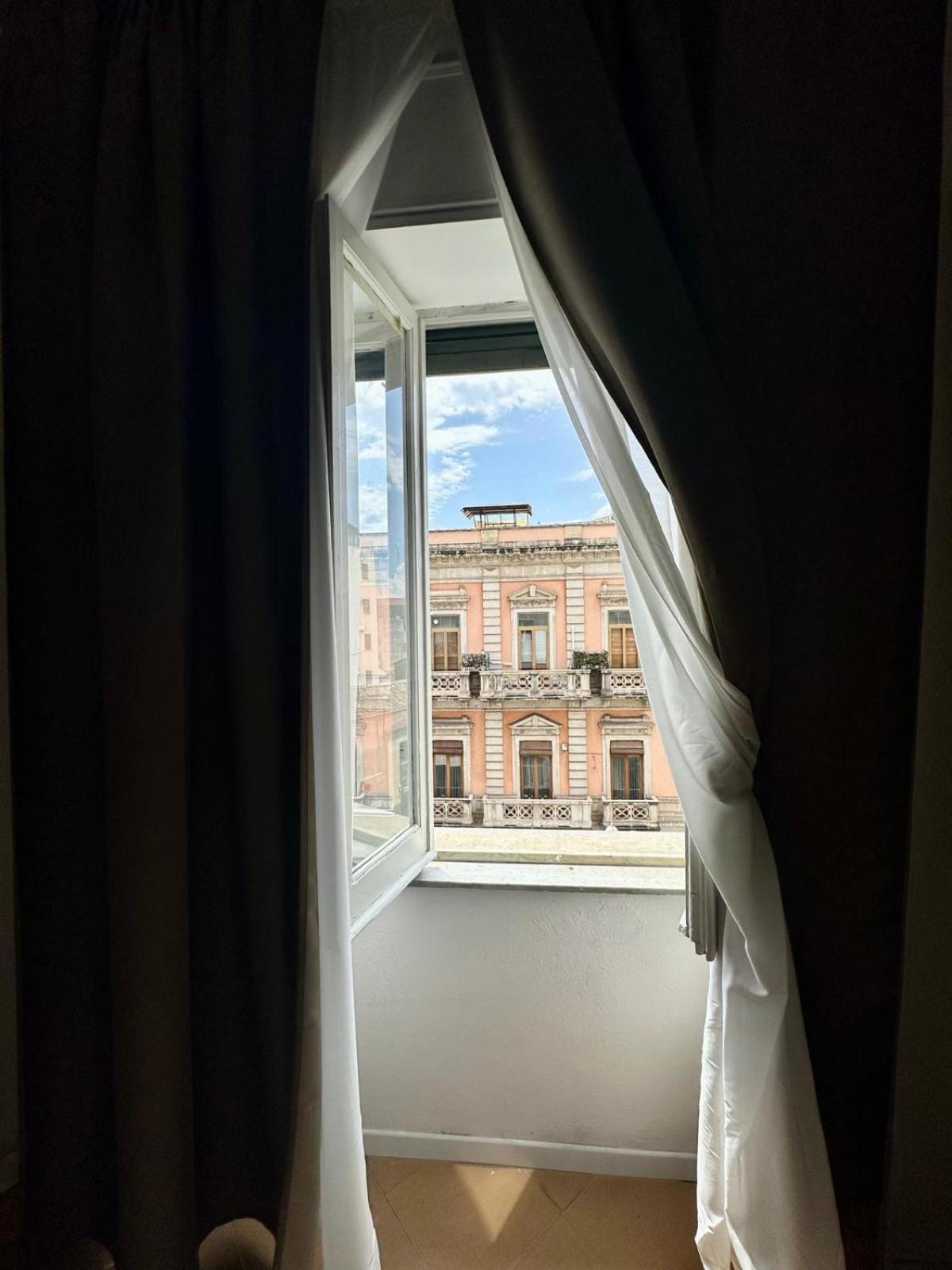 Appartamento Sicilian Vibes House In Centro Aeroporto di Catania Fontana Rossa Esterno foto